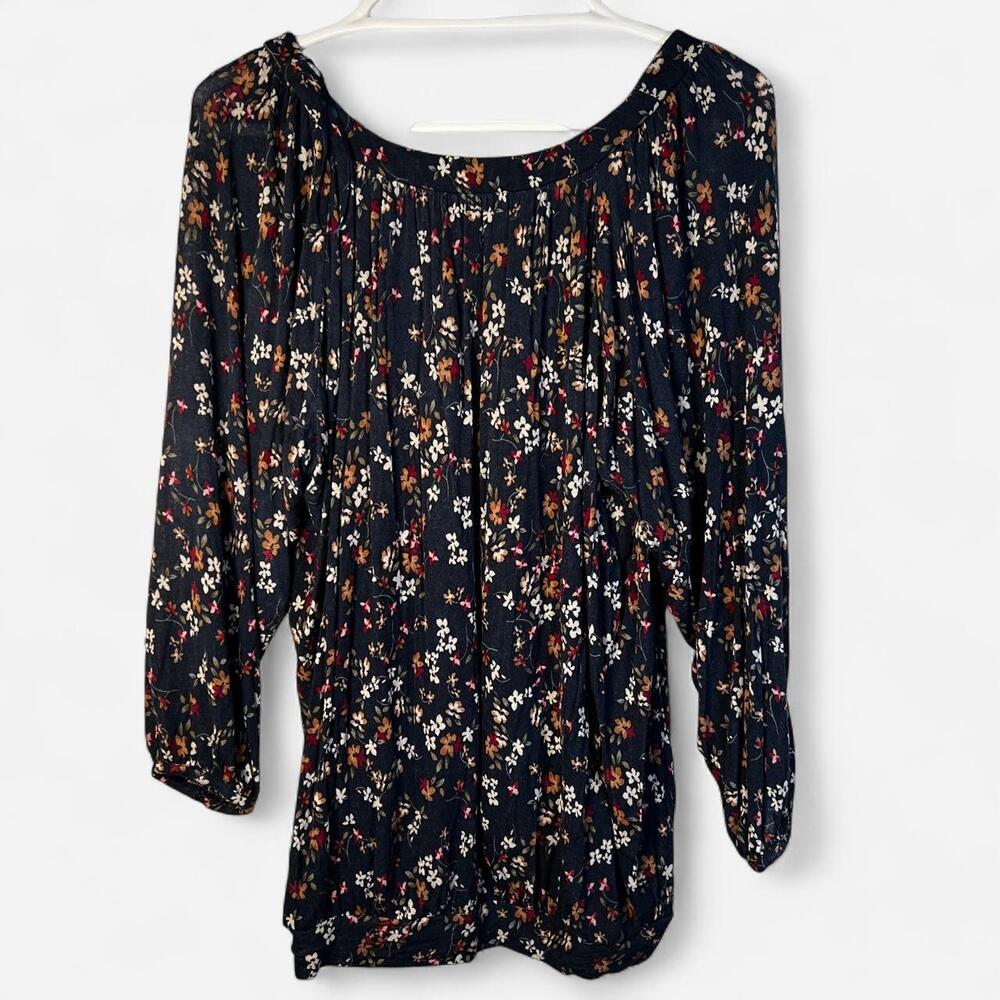 Dalia navy blue floral blouse with white and brown flowers, size L